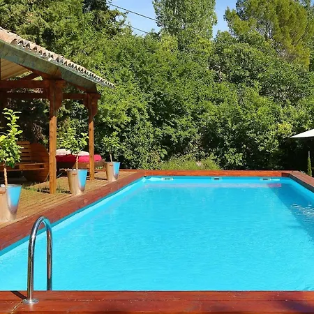 Campagne Baudeloup Bed & Breakfast *